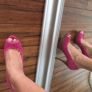 Enzo Angiolini open toe hot pink 9,5 shoes